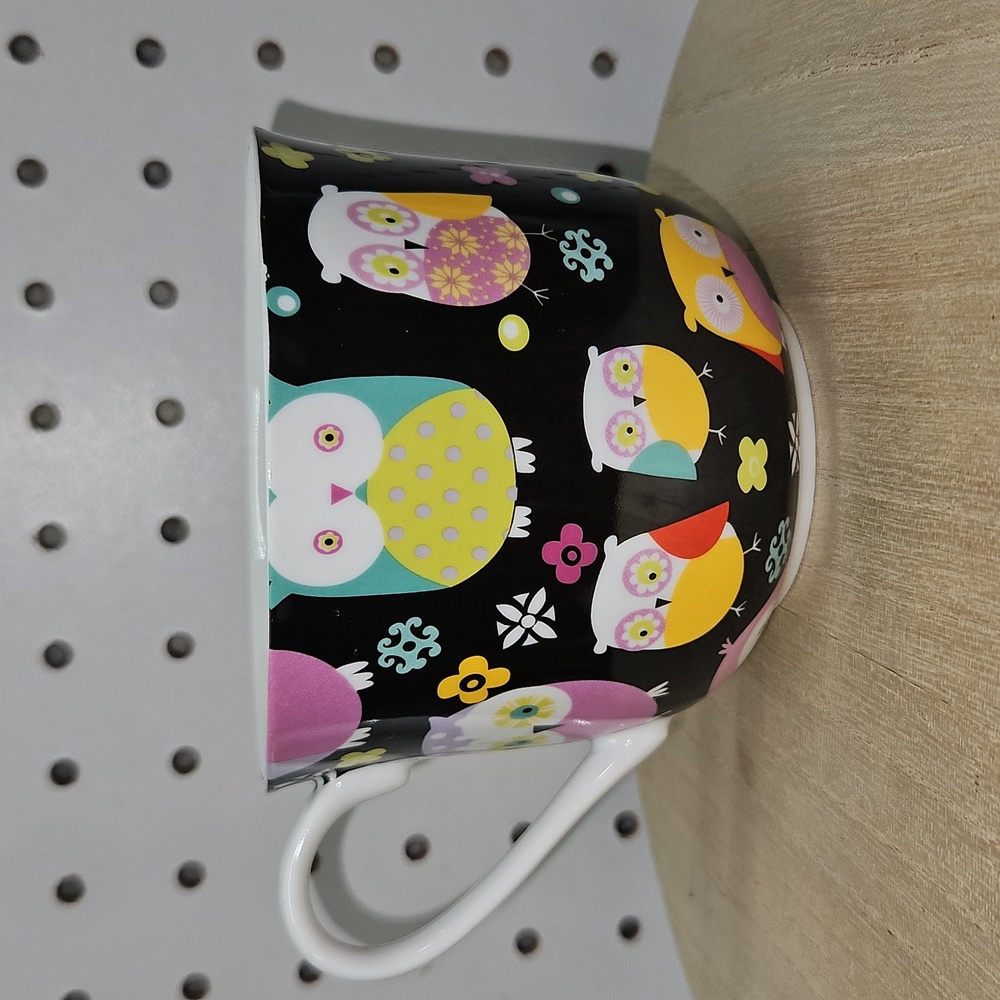 OWLS By Creative Tops Ltd Ceramic Colorful Mug 4.25"  16 oz - Picture 3 of 10